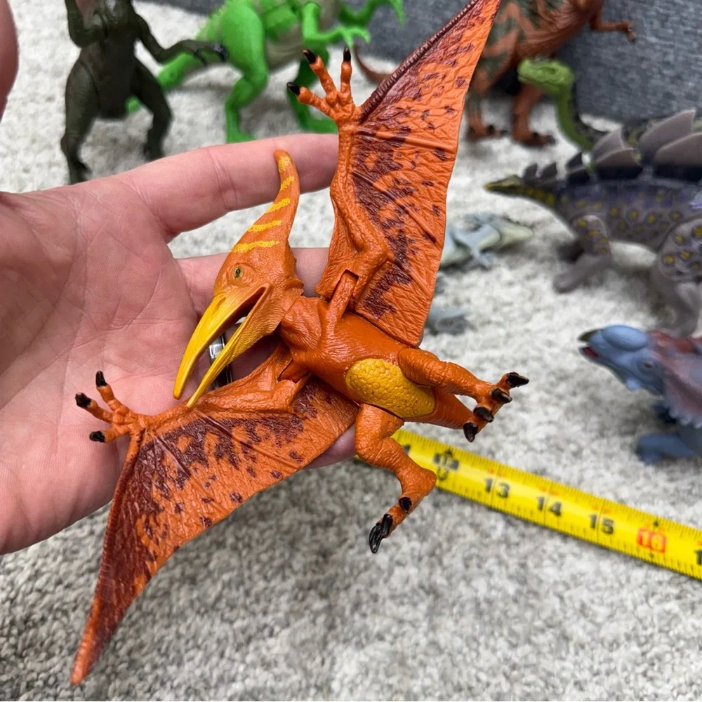 Toy Dinosaur figures huge lot articulating limbs‎